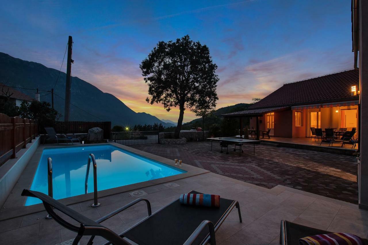 Villa Zvonimir Zagvozd ภายนอก รูปภาพ